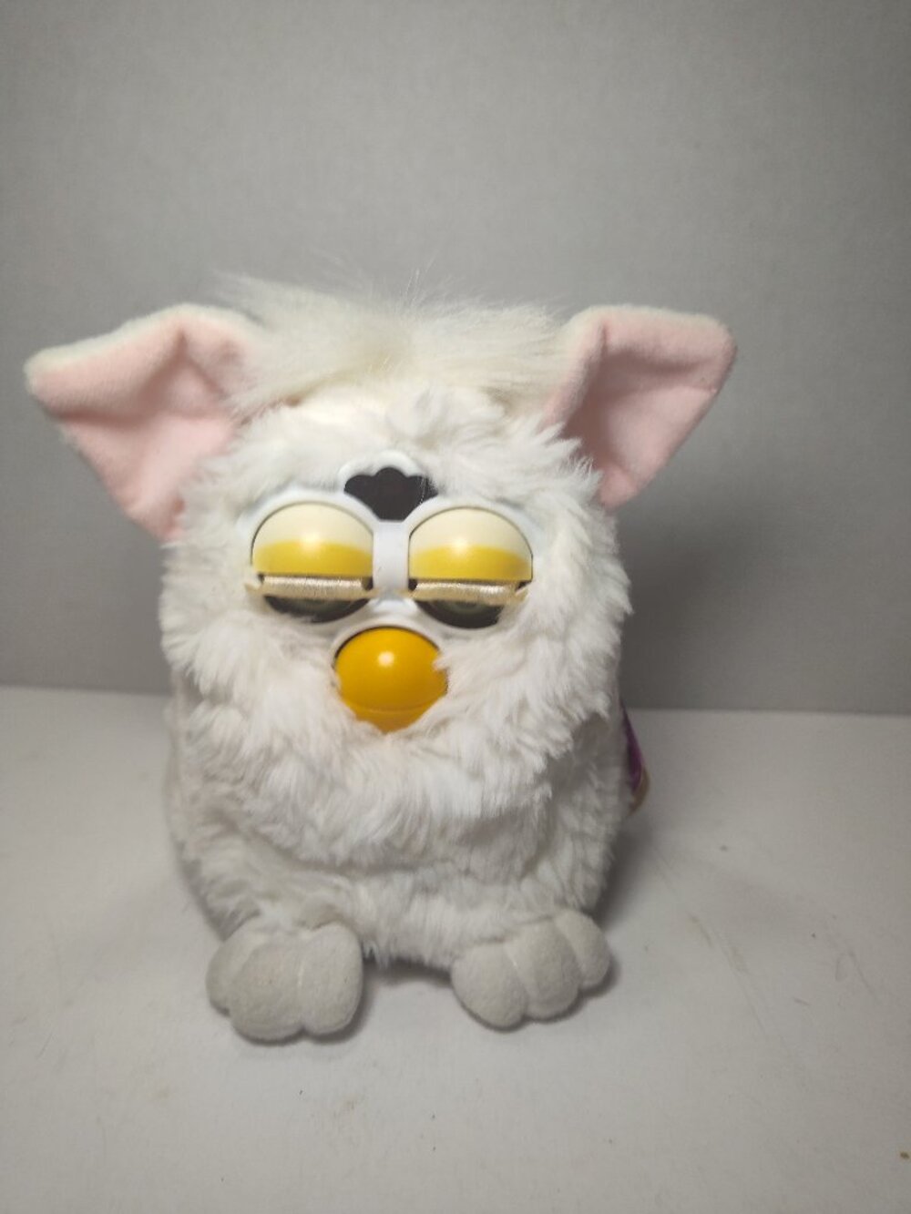 1998 Tiger Electronics White Snowball Furby w/Eyelashes - Working Tested w/ Tag